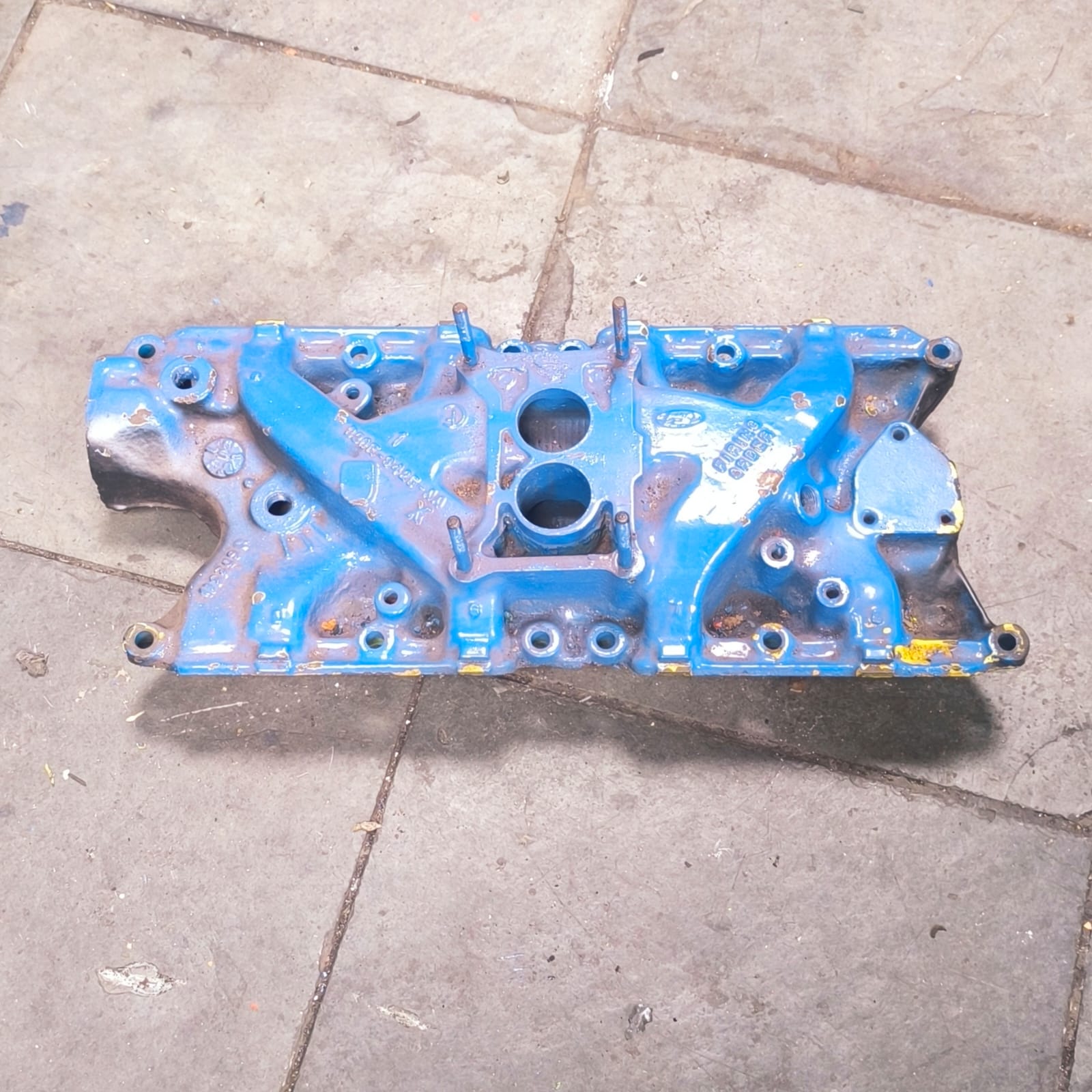 Coletor de Admissão Original Ford 302 V8 (Ferro Fundido)