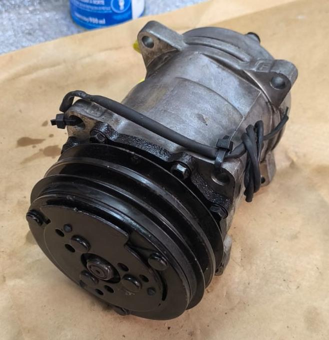 Compressor de Ar Condicionado Sanden SD5H14 (Seminovo)