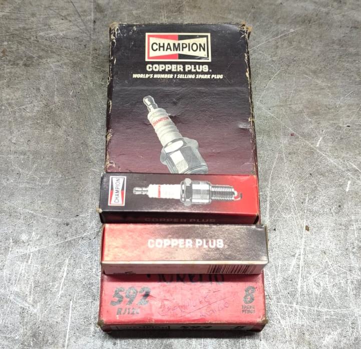 Jogo de Velas Champion RJ12C Opala